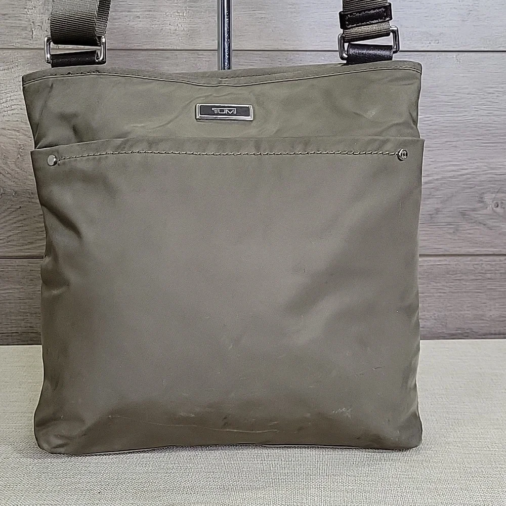 Tumi Olive Green Nylon Crossbody Shoulder Bag - Picture 2 of 16